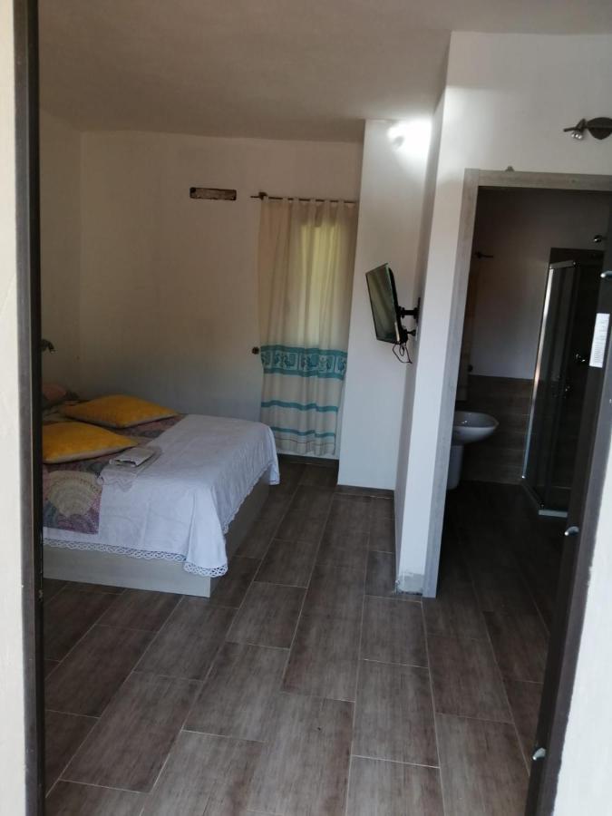 Bed and Breakfast Elia'S House Padru Екстер'єр фото